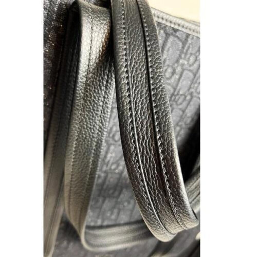 CHRISTIAN DIOR MONOGRAM TOTE BAG - Picture 6 of 16